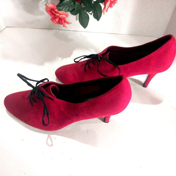 Heeled Bootie, Lace up Shoe, Ankle Bootie Size 10 - Picture 7 of 13